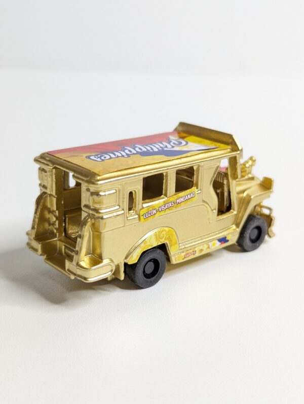 Philippine 3 inch Jeepney Special Gold Edition - Image 5